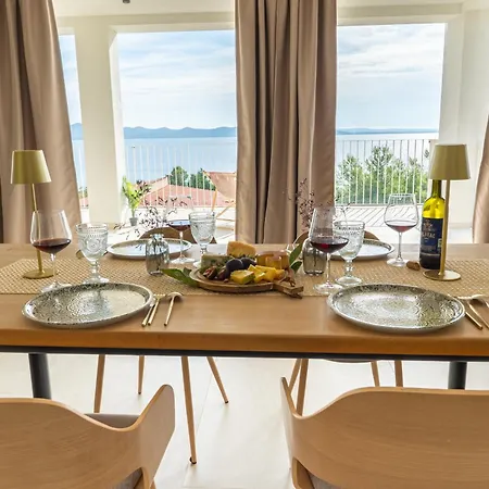 Bay - Brand New Seaside Apartments, Heated Pool Apartamento
