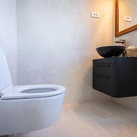 Bay - Brand New Seaside Apartments, Heated Pool Kozino