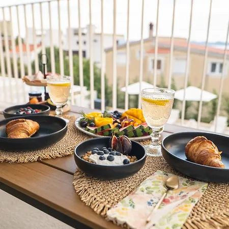 Apartamento Bay - Brand New Seaside Apartments, Heated Pool