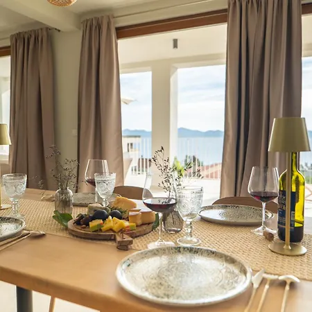 Bay - Brand New Seaside Apartments, Heated Pool Kožino