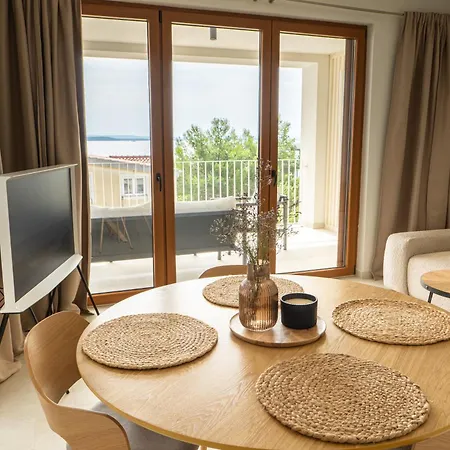 Bay - Brand New Seaside Apartments, Heated Pool Appartamento *