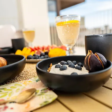 Apartamento Bay - Brand New Seaside Apartments, Heated Pool Kožino