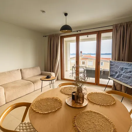 Apartamento Bay - Brand New Seaside Apartments, Heated Pool *